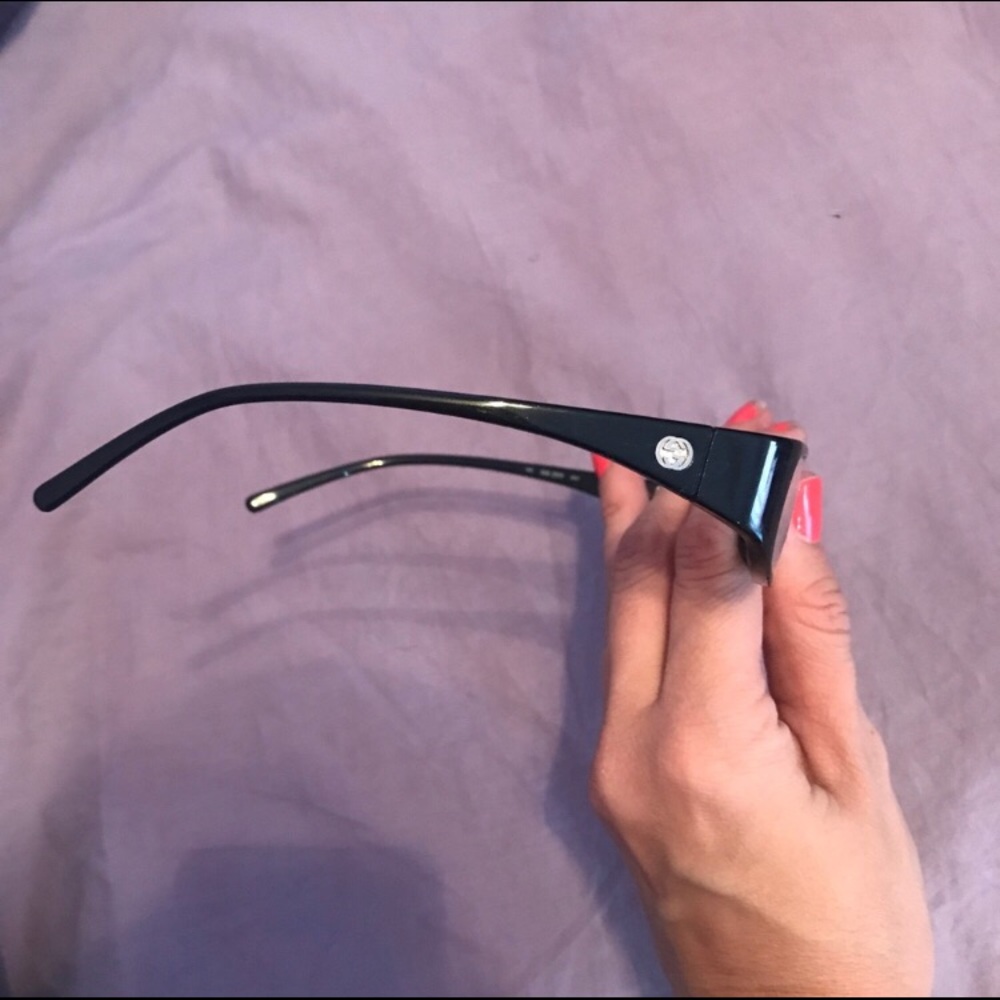 Gucci frame glasses